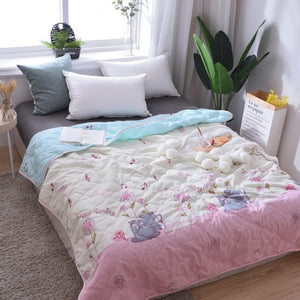 New Fashion Home Textile Flamingo Thin Summer Quilt Blankets Cartoon Comforter Bed Cover Quilting Suitable for Adults Kids